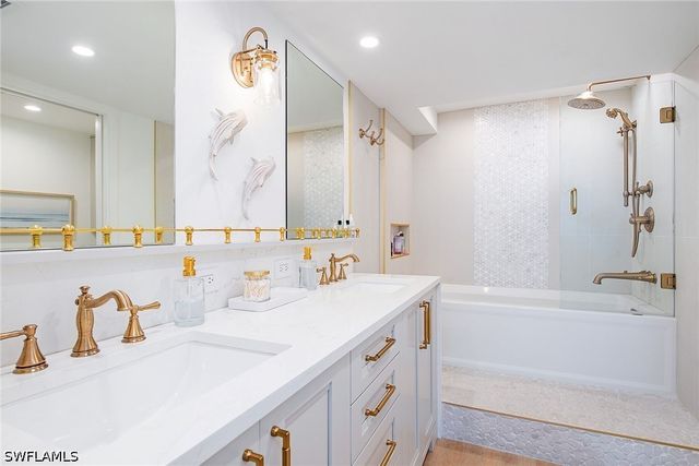4751 Gulf Shore BLVD N 1204, Naples, FL 34103