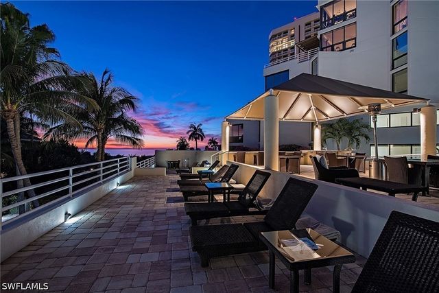4751 Gulf Shore BLVD N 1204, Naples, FL 34103