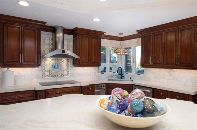 10737 Birch Bluff Ave, San Diego, CA 92131