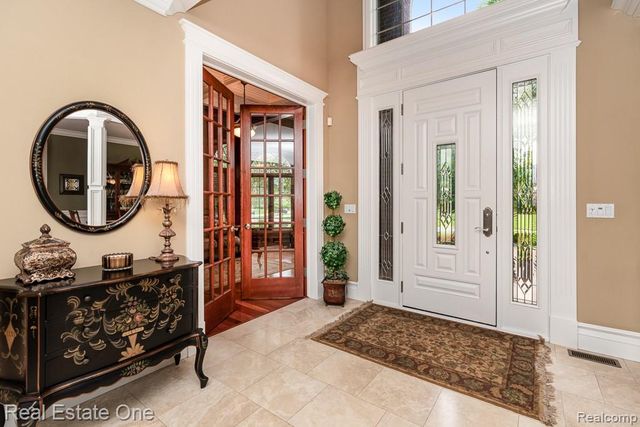 2737 Pebble Beach Drive, Oakland, MI 48363
