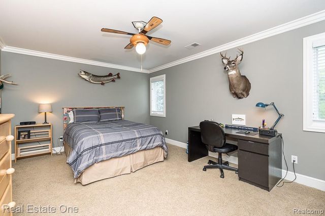 2737 Pebble Beach Drive, Oakland, MI 48363