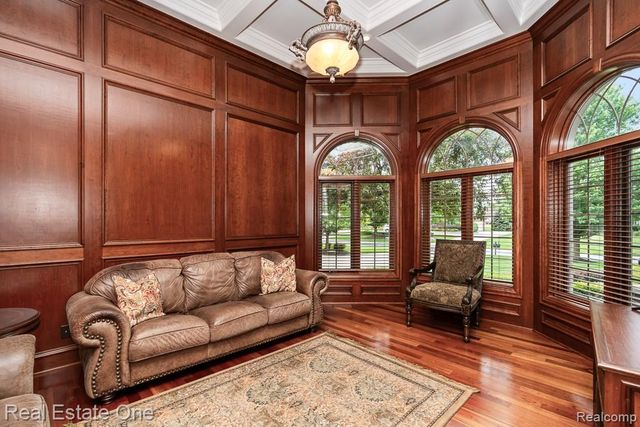 2737 Pebble Beach Drive, Oakland, MI 48363