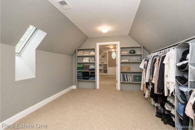 2737 Pebble Beach Drive, Oakland, MI 48363