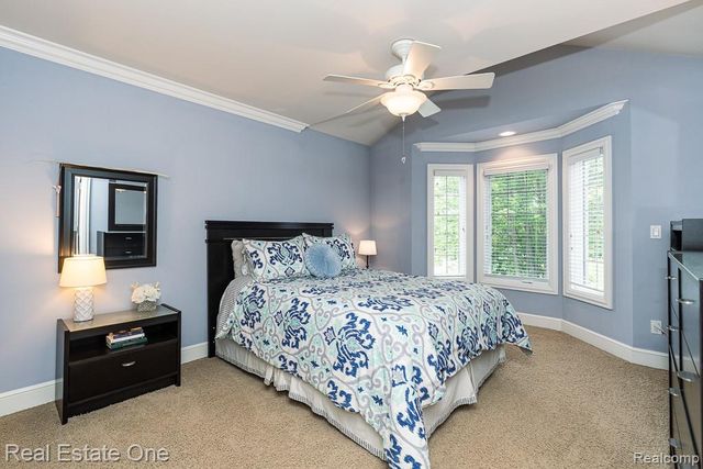 2737 Pebble Beach Drive, Oakland, MI 48363