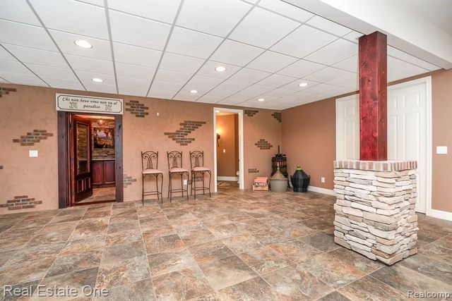 2737 Pebble Beach Drive, Oakland, MI 48363