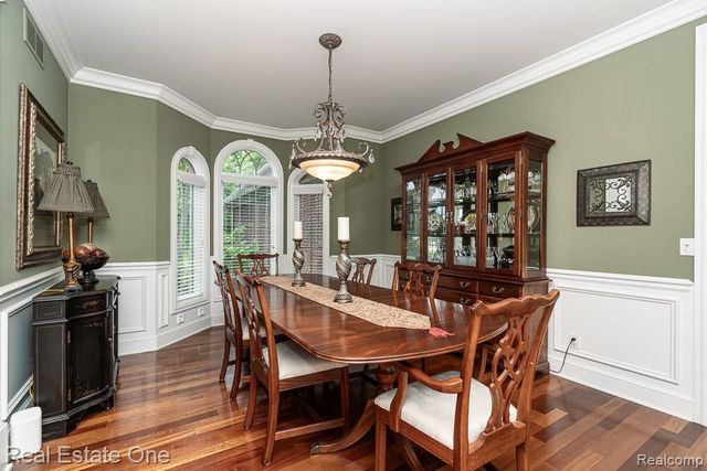 2737 Pebble Beach Drive, Oakland, MI 48363