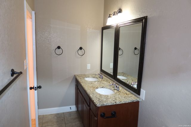 2130 Bigmouth Rod, San Antonio, TX 78224