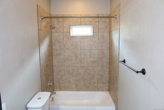 2130 Bigmouth Rod, San Antonio, TX 78224