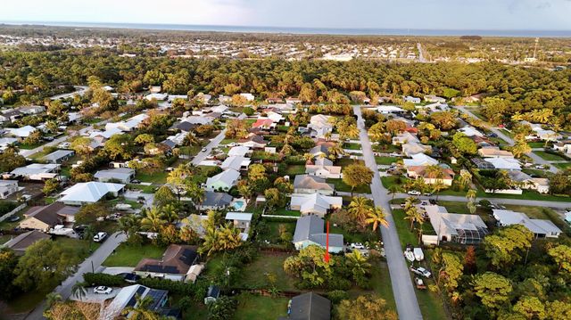 6483 SE Sylvan Place, Hobe Sound, FL 33455