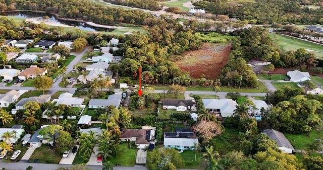 6483 SE Sylvan Place, Hobe Sound, FL 33455