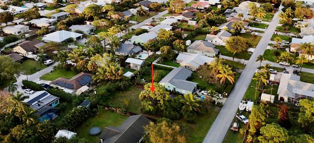 6483 SE Sylvan Place, Hobe Sound, FL 33455