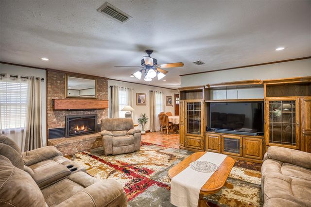 613 Fm 1272, Grapeland, TX 75844