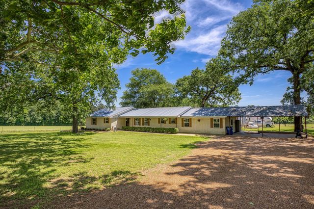 613 Fm 1272, Grapeland, TX 75844