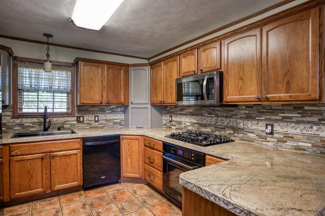 613 Fm 1272, Grapeland, TX 75844