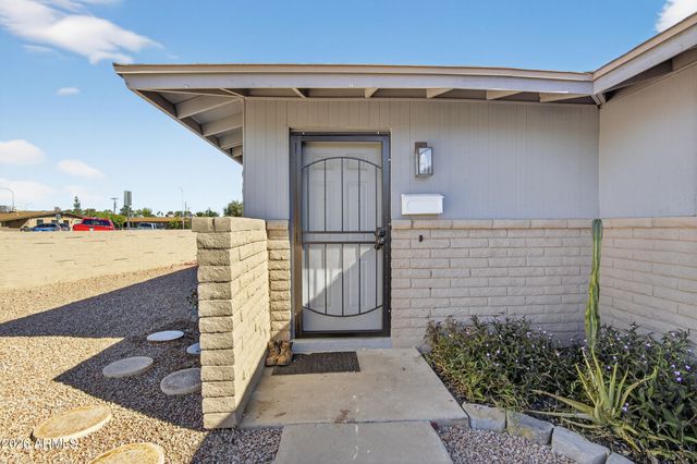 1063 N July Circle, Mesa, AZ 85203