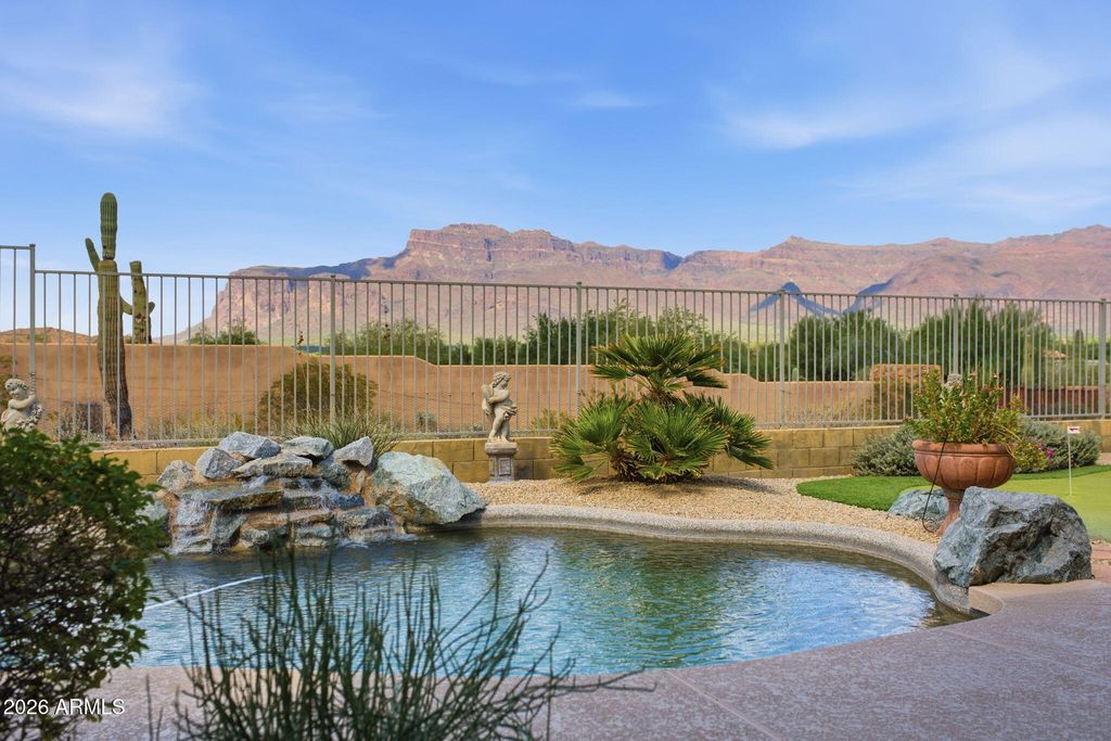 6752 E BARRAGAN Drive, Gold Canyon, AZ 85118 — photo 2