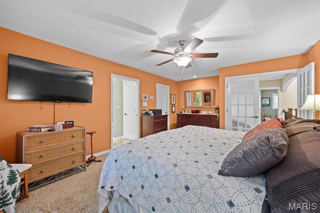 14 Ginger Crest Drive, Glen Carbon, IL 62034