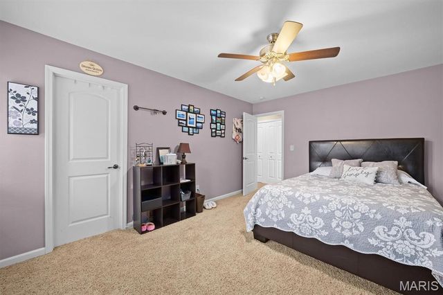 14 Ginger Crest Drive, Glen Carbon, IL 62034