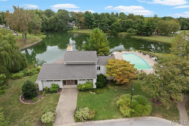 14 Ginger Crest Drive, Glen Carbon, IL 62034