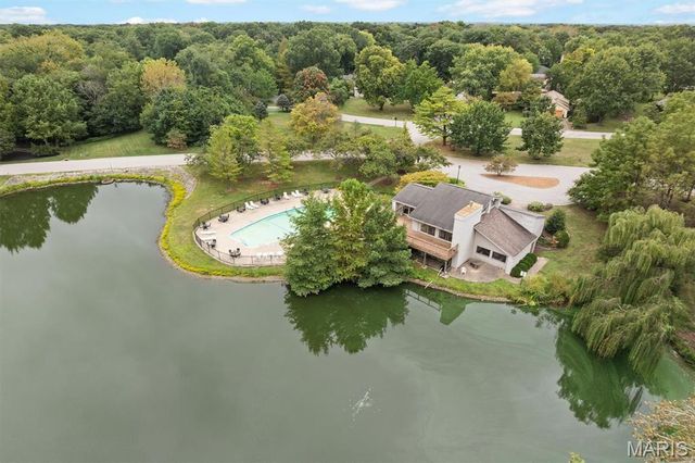 14 Ginger Crest Drive, Glen Carbon, IL 62034