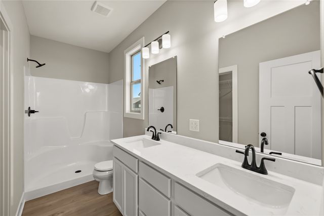 1415 Locust Street, Waukee, IA 50263