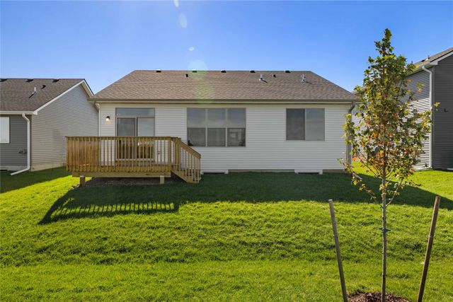 1415 Locust Street, Waukee, IA 50263