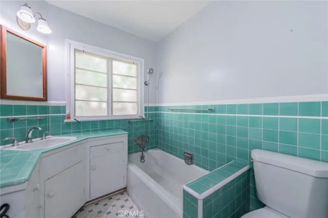 212 W Las Flores Avenue, Arcadia, CA 91007