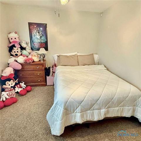 2240 Ruthanne Drive, Toledo, OH 43611