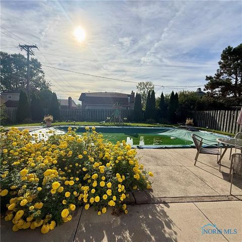 2240 Ruthanne Drive, Toledo, OH 43611