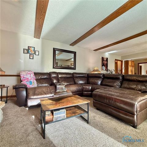 2240 Ruthanne Drive, Toledo, OH 43611