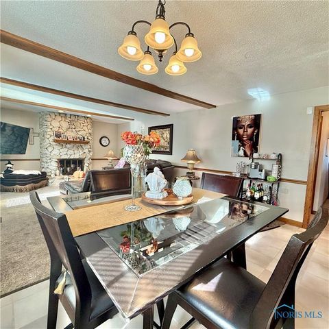 2240 Ruthanne Drive, Toledo, OH 43611