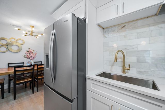 8946 DREAM WAY, Largo, FL 33773