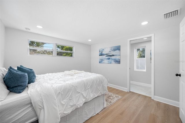 8946 DREAM WAY, Largo, FL 33773