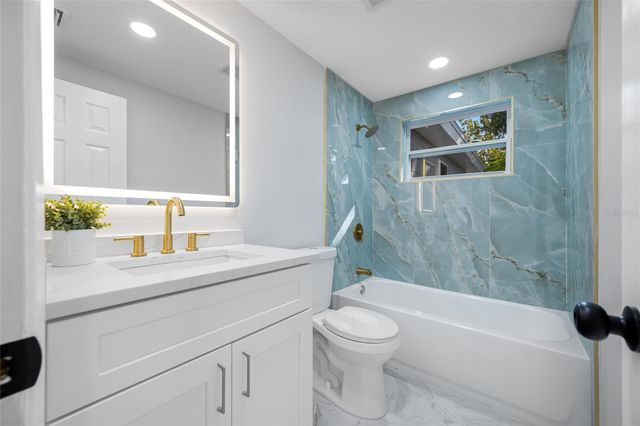 8946 DREAM WAY, Largo, FL 33773