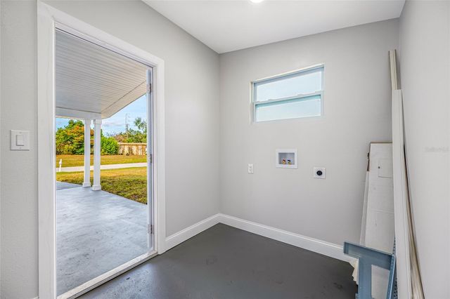 8946 DREAM WAY, Largo, FL 33773