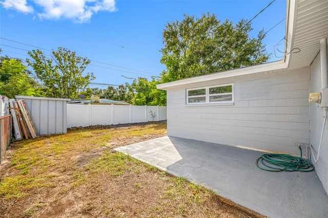 8946 DREAM WAY, Largo, FL 33773