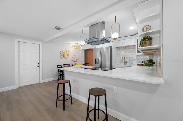 8946 DREAM WAY, Largo, FL 33773