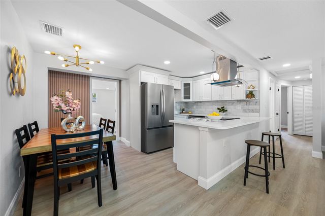 8946 DREAM WAY, Largo, FL 33773