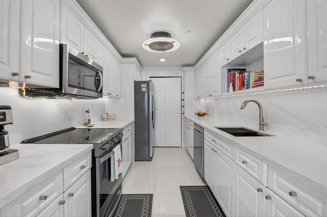 899 Jeffery Street 710, Boca Raton, FL 33487