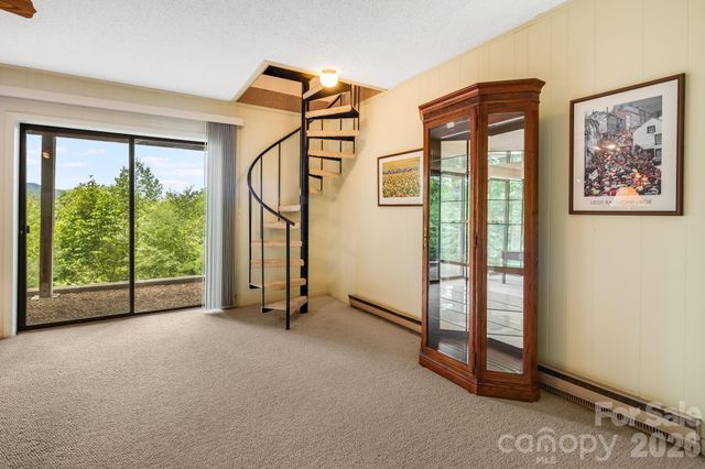 99 Oak Ridge Road, Pisgah Forest, NC 28768