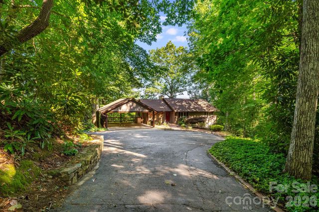 99 Oak Ridge Road, Pisgah Forest, NC 28768