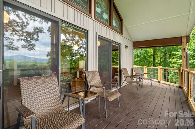 99 Oak Ridge Road, Pisgah Forest, NC 28768