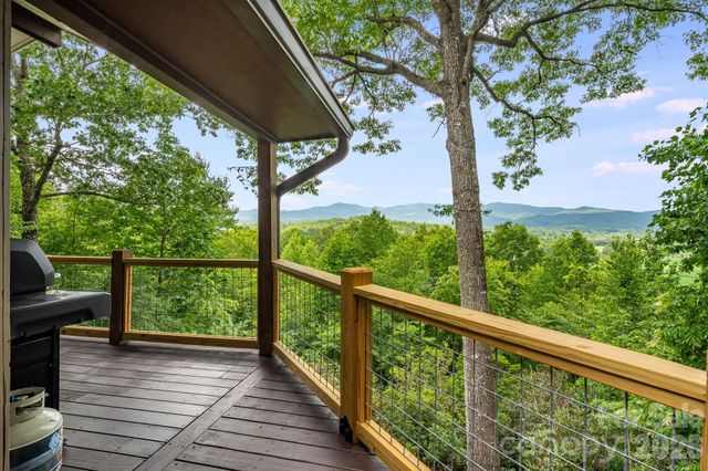 99 Oak Ridge Road, Pisgah Forest, NC 28768