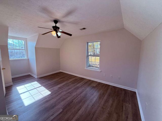 4825 Red Oak Drive, Gainesville, GA 30506