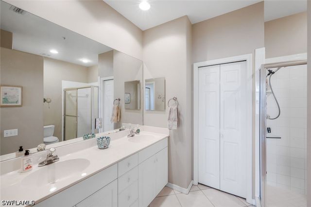 8247 Parkstone PL 205, Naples, FL 34120
