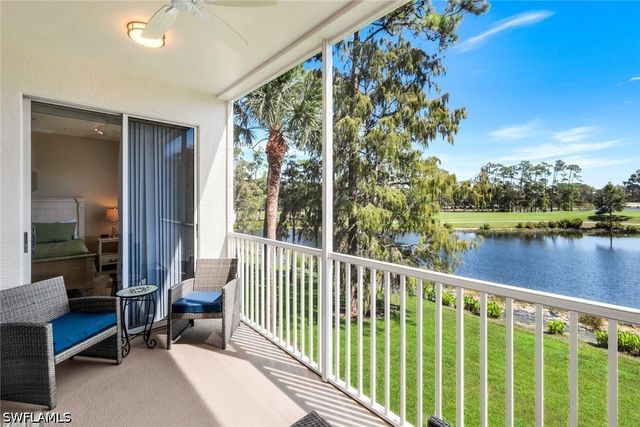 8247 Parkstone PL 205, Naples, FL 34120