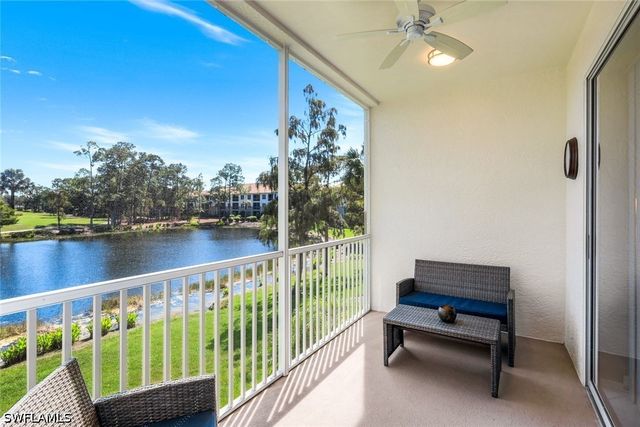 8247 Parkstone PL 205, Naples, FL 34120