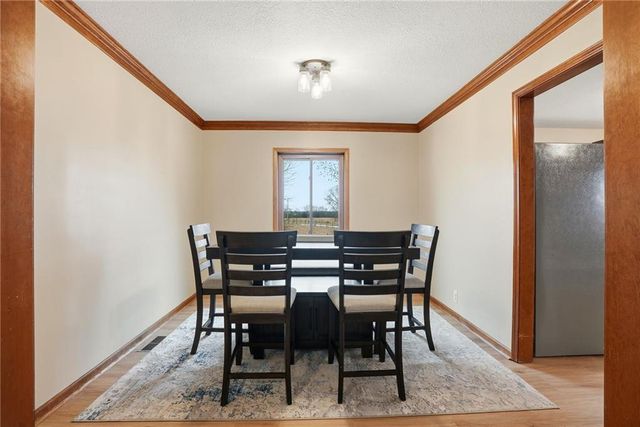 3910 Carter Drive, Smithville, MO 64089