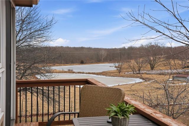 3910 Carter Drive, Smithville, MO 64089