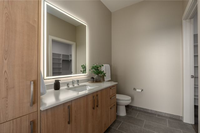 1212 Demonbreun St Apt 2801, Nashville, TN 37203